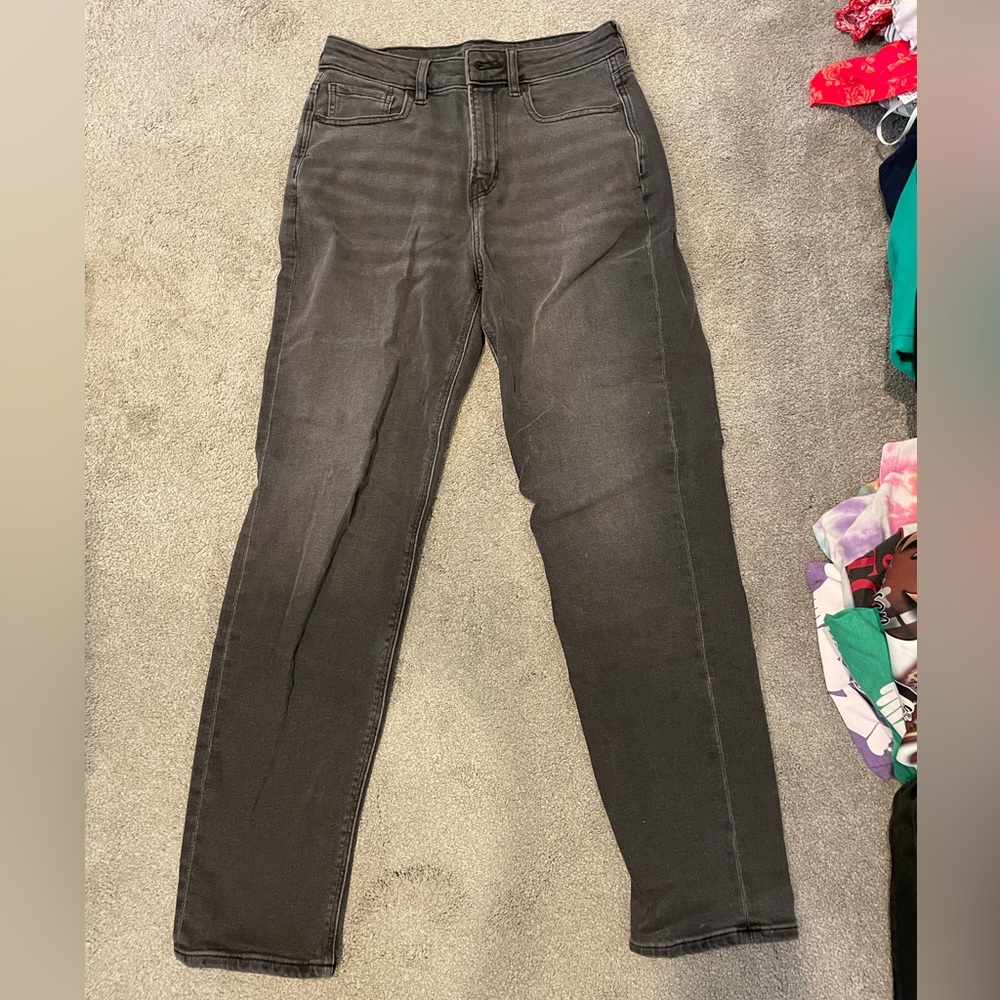American Eagle Gray Mom Jeans
